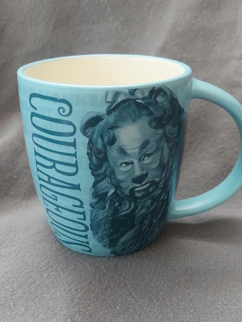 Halllmark Courageous Wizard Of Oz Cowardly Lion Ceramic Mug